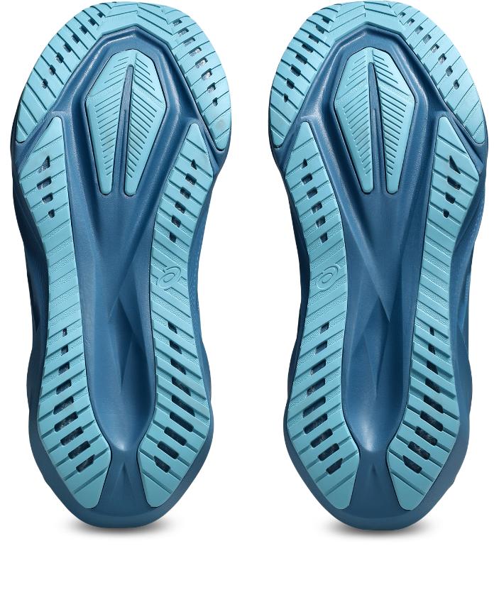 Novablast 5 - women Std (standard width)