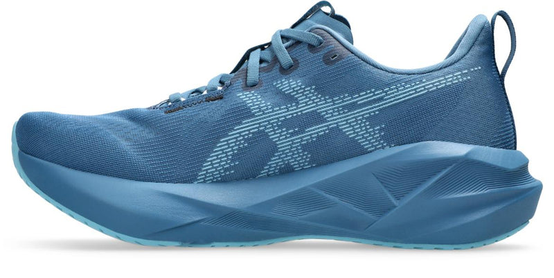Novablast 5 - women Std (standard width)