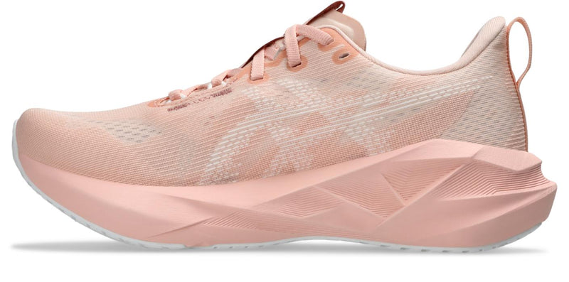 Novablast 5 - women Std (standard width)