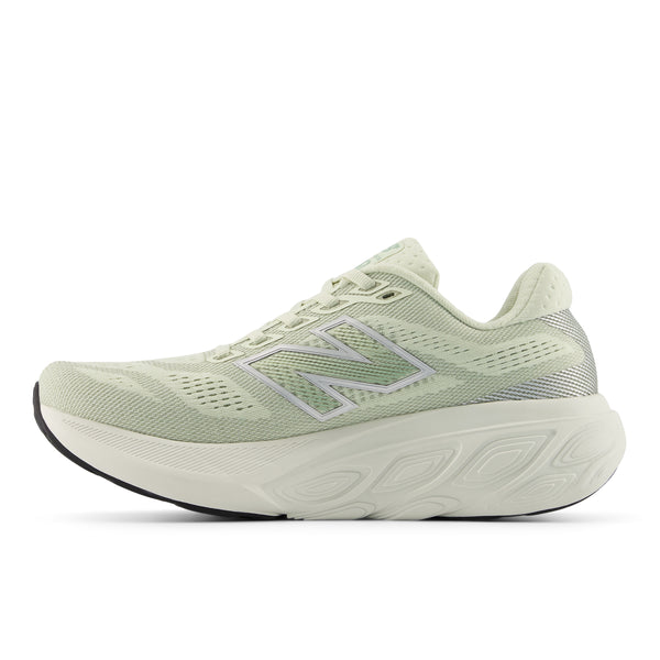 880 15 - Women D (wider)