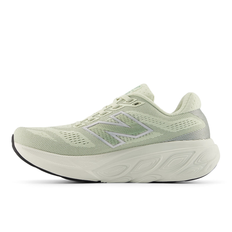 880 15 - Women D (wider)